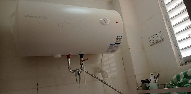 万和(Vanward)热水器电热水器60升电热水器 电热水器速热 热水器储水式电热水器自营热水器60L E60-Q1W1晒单图