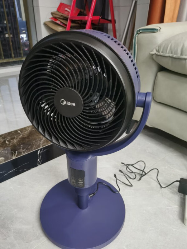 美的(Midea)空气循环扇GDG24ZR家用落地扇除菌净化扇台式柔风电风扇轻音节能桌面小型风扇“直流变频”360°摇头晒单图