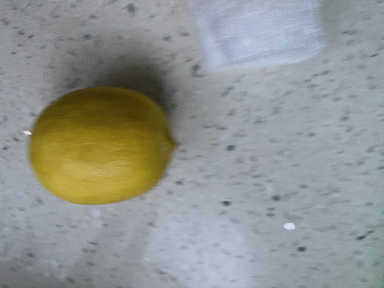 [西沛生鲜]南非进口新鲜黄柠檬 8个装 单果130-150g香味浓郁 皮薄多汁 新鲜水果晒单图