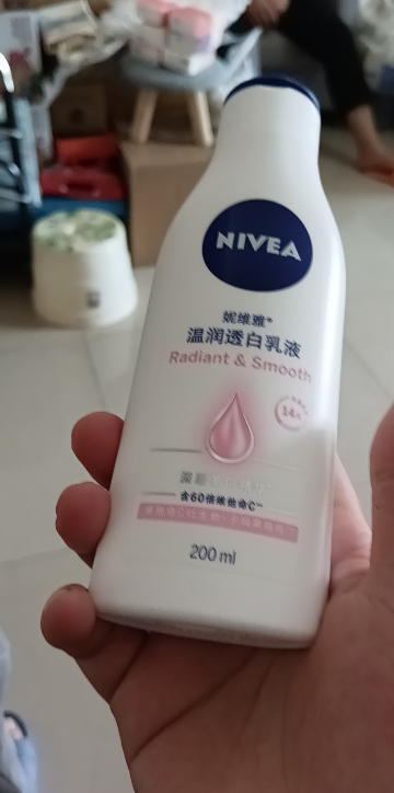 妮维雅NIVEAVC大白瓶美净白身体乳200ml 保湿补水润肤乳 清爽晒后修复提亮肤色晒单图