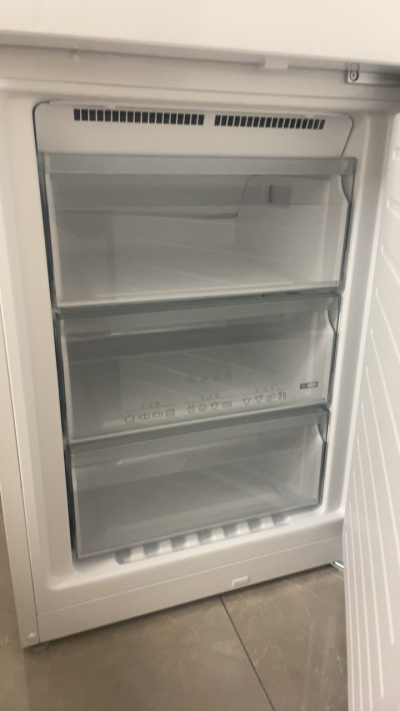 西门子冰箱(SIEMENS)279升 两门冰箱 家- 怎么样？用过的推荐个型号吧！