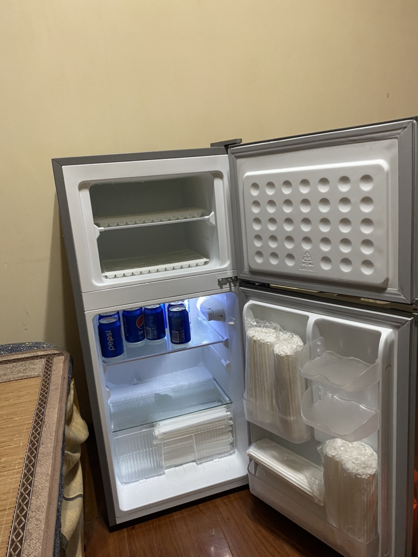 美的(Midea)112升 两门小冰箱 节能环保 低温补偿 小巧安静 租房办公BCD-112CM晒单图