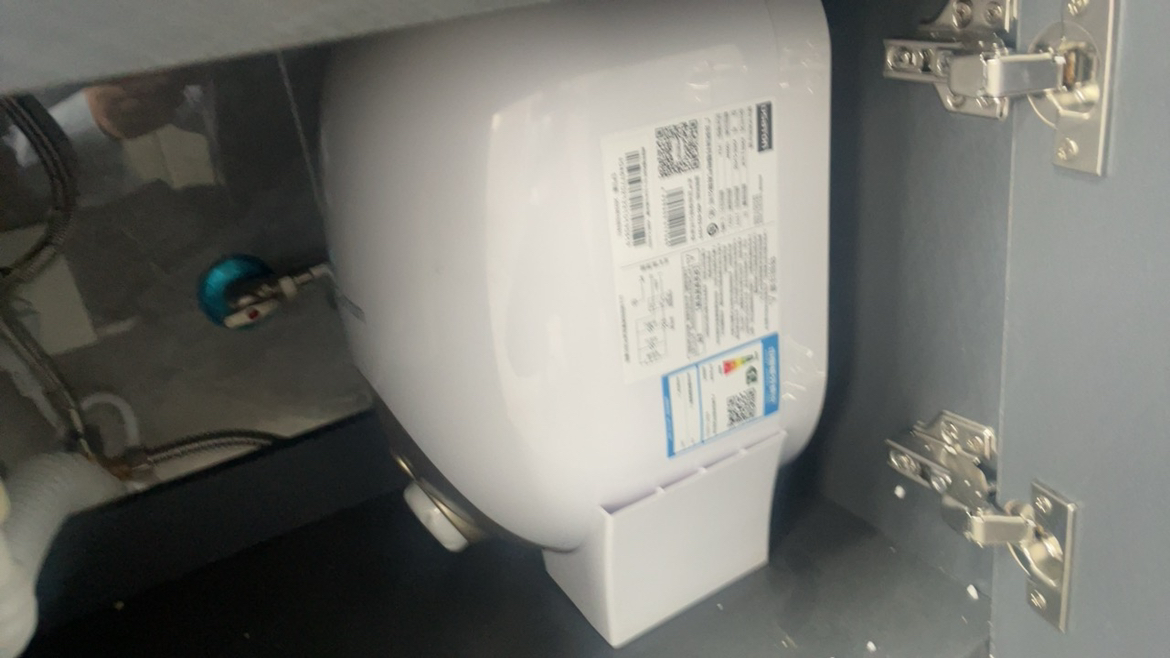 阿诗丹顿小厨宝家用厨房电热水器台下速热储水式一级能效小型1000W上出水 搪瓷内胆 KX05-5J10S晒单图