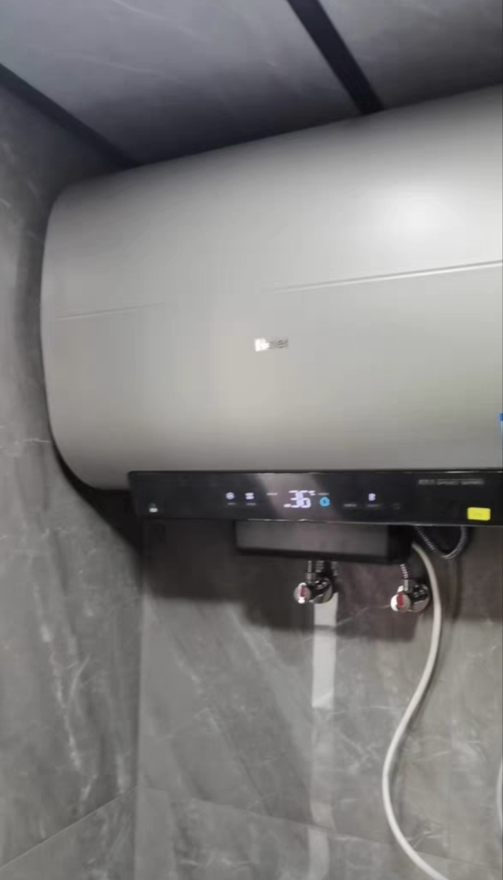 海尔(Haier)电热水器50升 一级能效超薄扁桶式 双胆速热洗智能APP预约 智慧物联 EC5003-PAD5(U1)晒单图