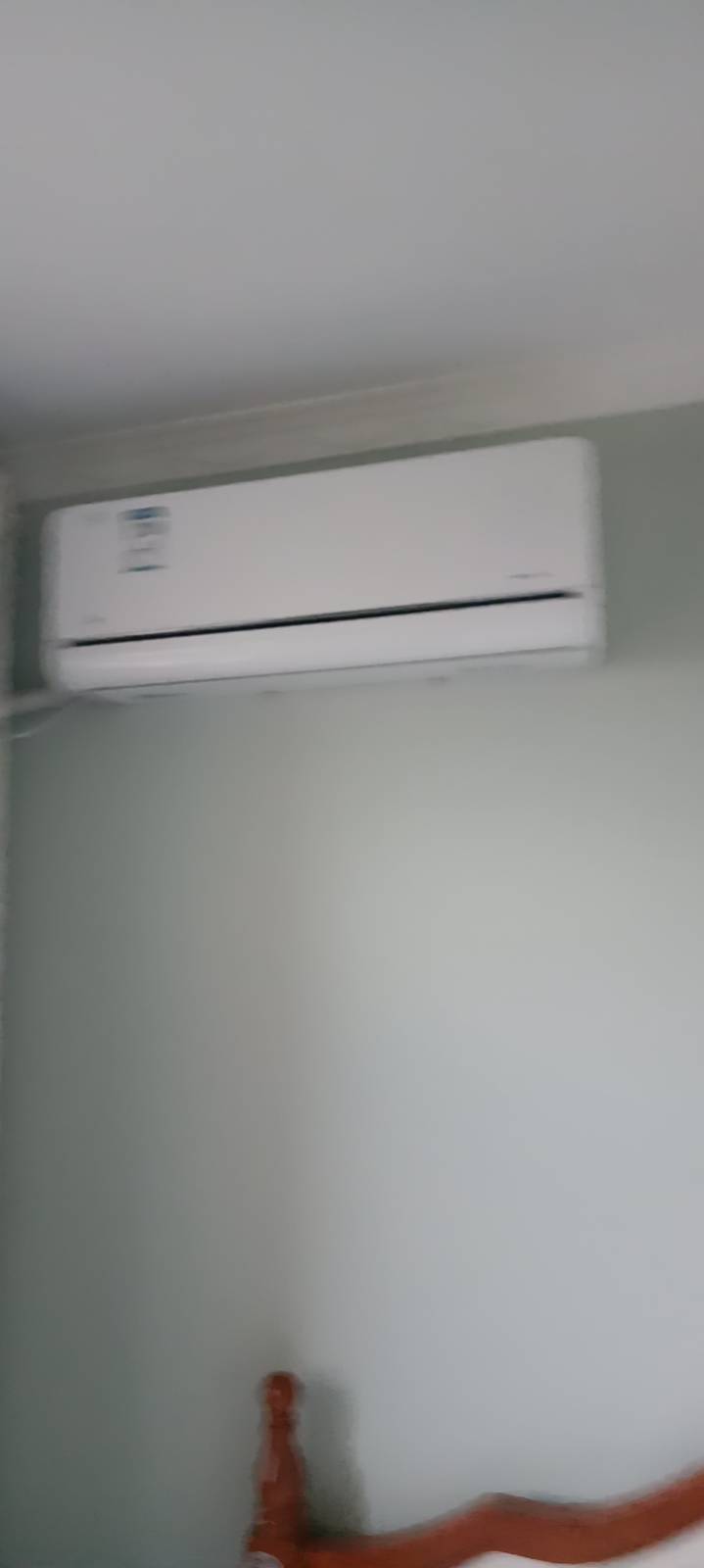 美的(Midea)空调挂机新一级风尊大1匹p变频冷暖智能壁挂式家用卧室大风口节能省电KFR-26GW/N8MXC1时尚版晒单图