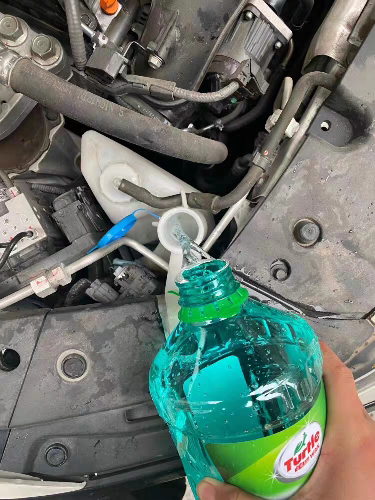 龟牌(Turtle Wax)玻璃水-25℃汽车用品挡风玻璃清洁剂润滑雨刮器清洗剂非浓缩2L晒单图