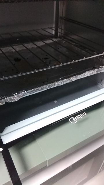 美的(Midea)家用烤箱PT12B0 上下石英管发热均匀烘焙 12L家用迷你容量 旋钮控制多功能迷你烤箱[淡雅绿]晒单图