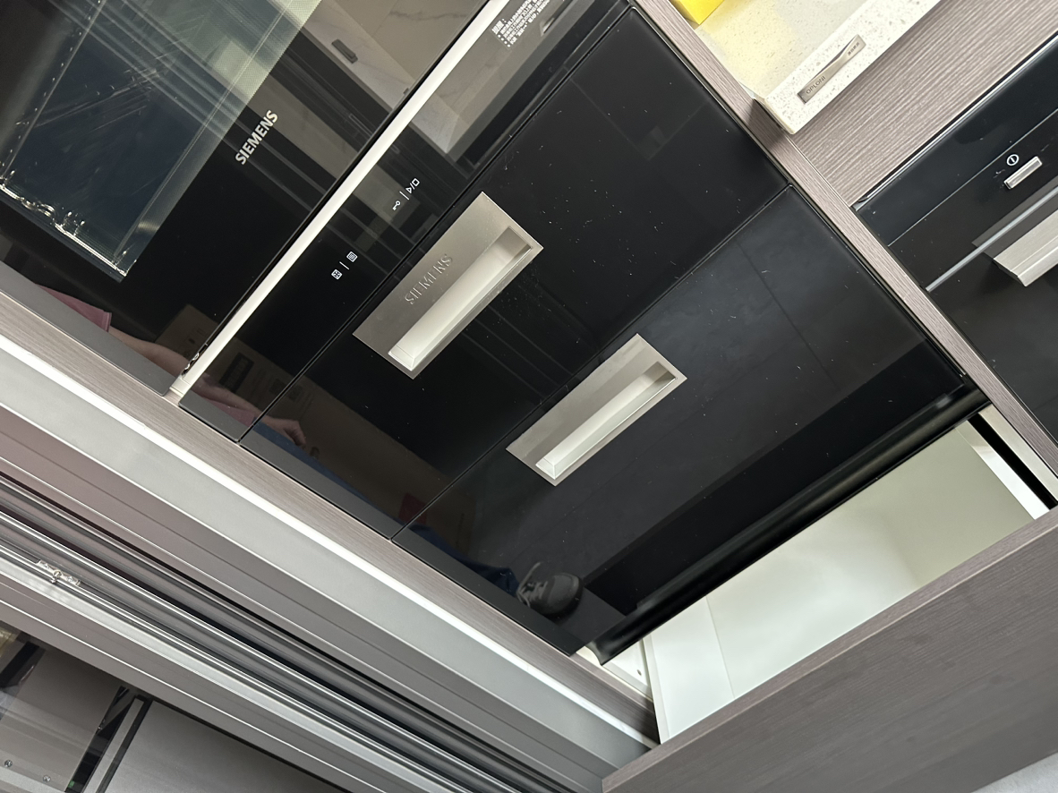 [消毒除菌]西门子 90升 消毒柜 家用嵌入式大容量消毒碗柜 高效双重杀菌 二星级消毒 HS223601W晒单图