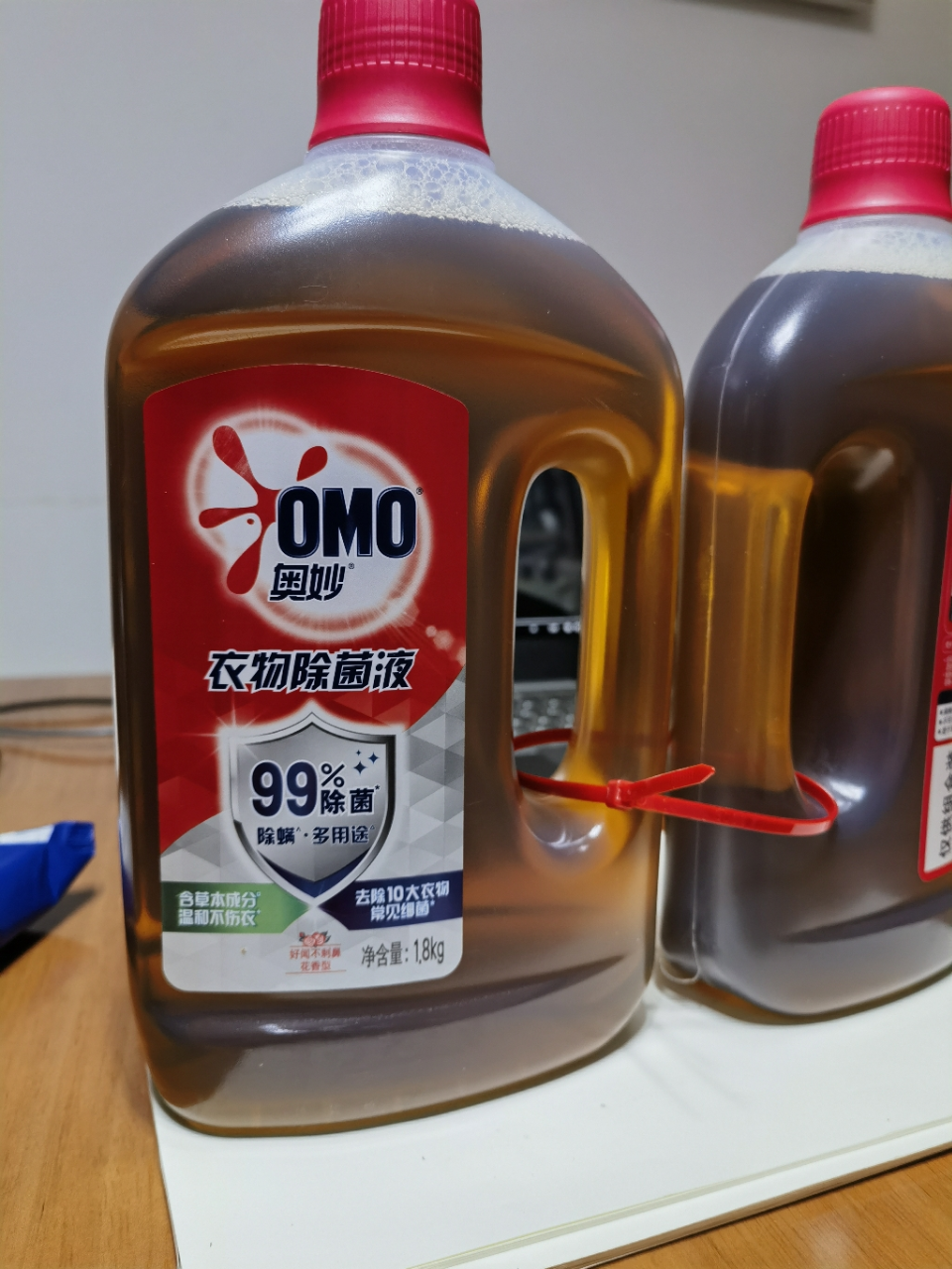 奥妙(OMO)衣物除菌液 1.8KG*2瓶组合装 花香型 有效去除99%细菌 联合利华出品晒单图