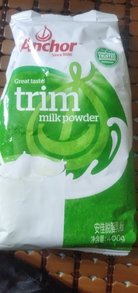 安佳脱脂奶粉400g新西兰进口高钙高蛋白成人学生营养牛奶粉晒单图