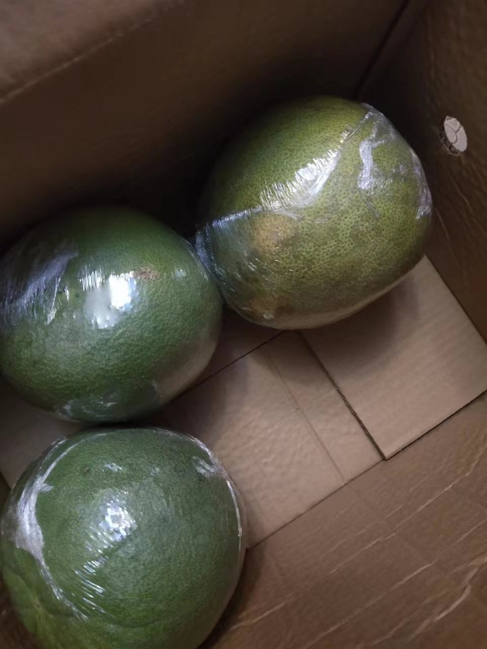 [西沛生鲜]泰国进口青皮红心柚 4个 大果 单果净重2.4-3斤 当季新鲜孕妇水果晒单图