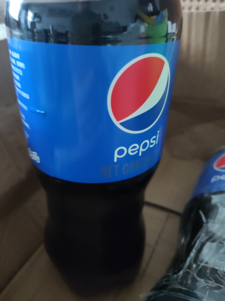 百事可乐 Pepsi 汽水 碳酸饮料 1L*2瓶 (新老包装随机发货) 百事出品晒单图