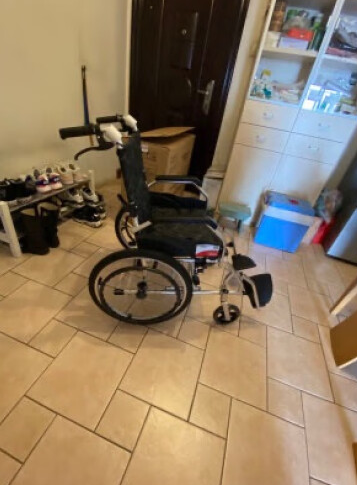 迈德斯特(MAIDESITE)电动轮椅801锂电池12A 智能全自动老人折叠轻便小老年残疾人低靠背代步车四轮晒单图