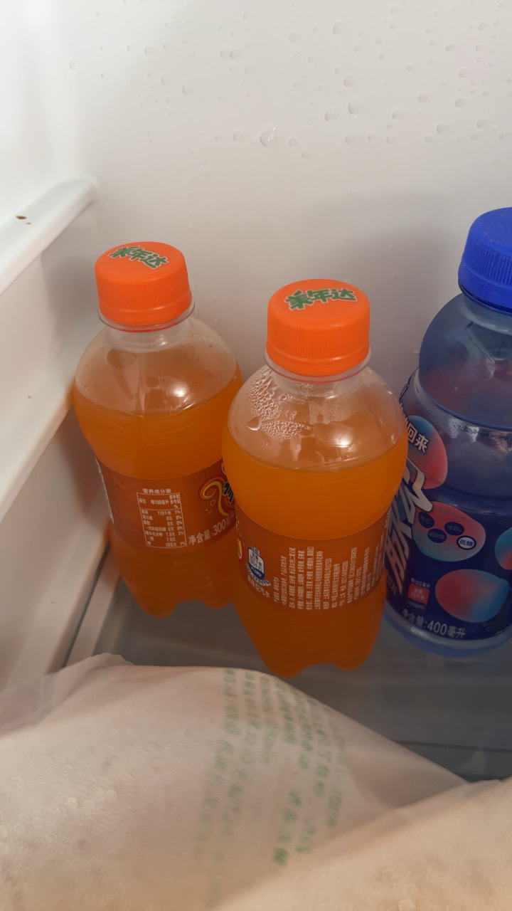 百事可乐 美年达 Mirinda 橙味汽水 碳酸饮料整箱 300ml*12瓶 (新老包装随机发货)晒单图