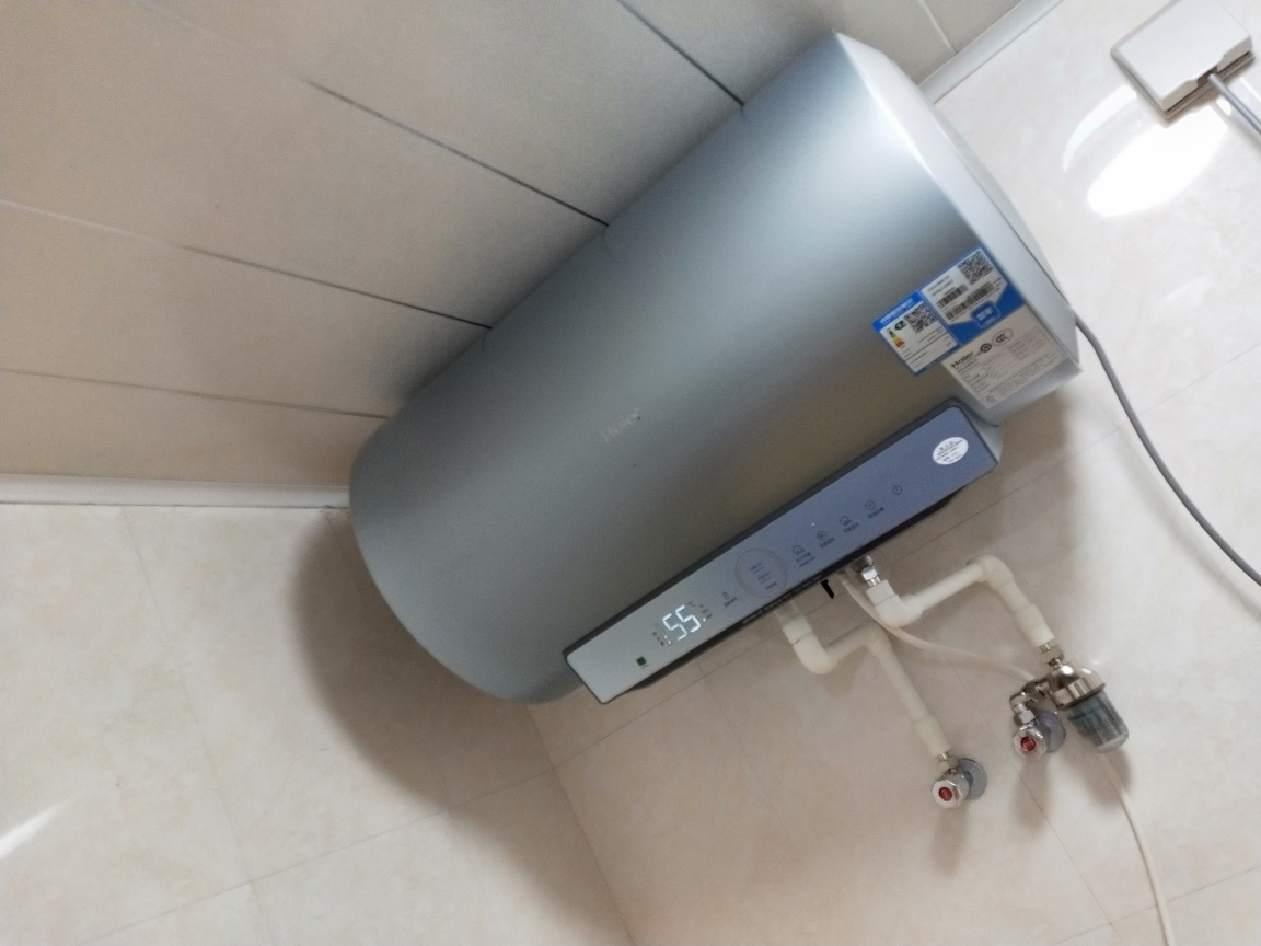 海尔(Haier)电热水器60升一级能效3300W变频速热终身免更换镁棒恒温家用储水WIFI智控晒单图