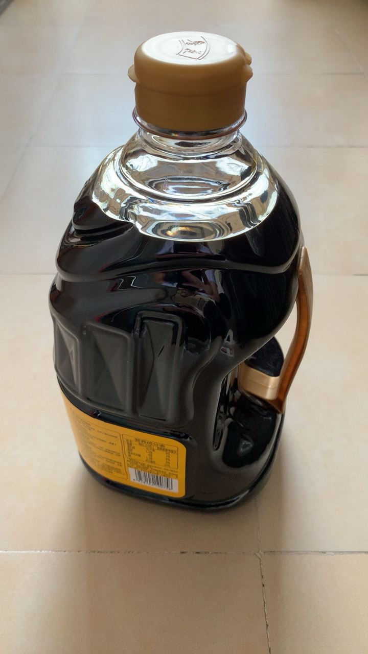 鲁花自然鲜酱香酱油3.8L特级酿造型酒店家用大桶装厨房凉拌炒菜调味品晒单图