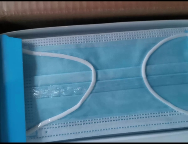 江赫(QJMDM)一次性医用口罩50只/盒 含熔喷布无纺布透气防尘防飞沫蓝色成人三层防护每只单独包装经环氧乙烷灭菌晒单图