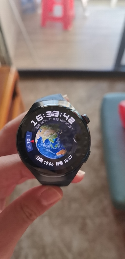 华为/HUAWEI WATCH 4 Pro 48mm 蔚蓝地球 蓝色航天钛合金表壳 蓝色复合表带 智能运动蓝牙手表 eSIM4G独立通话 高血糖风险评估研究 ECG心电分析晒单图