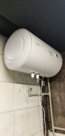 万家乐80升电热水器小尺寸 2200W速热 多重防护 家用小型洗澡机 节能省电D80-H111B(S)晒单图