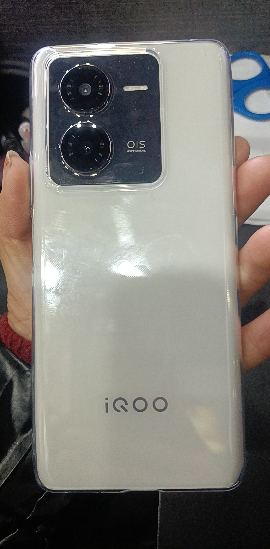 [原封]vivo iQOO Z8 8GB+256GB 月瓷白 天玑8200芯 120W超快闪充 5000mAh超长续航 5G手机晒单图