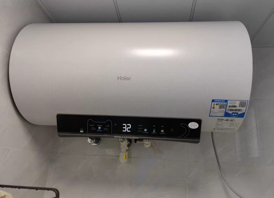 海尔(Haier)电热水器60升储水式 安全速热 智能APP控制 健康抑菌洗 节能省电EC6001-PA1晒单图