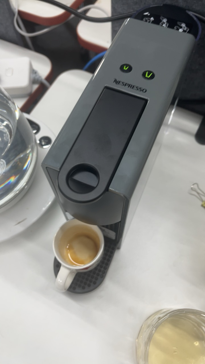 Nespresso 胶囊咖啡机 Essenza Mini C30 小型迷你意式进口全自动家用咖啡机晒单图