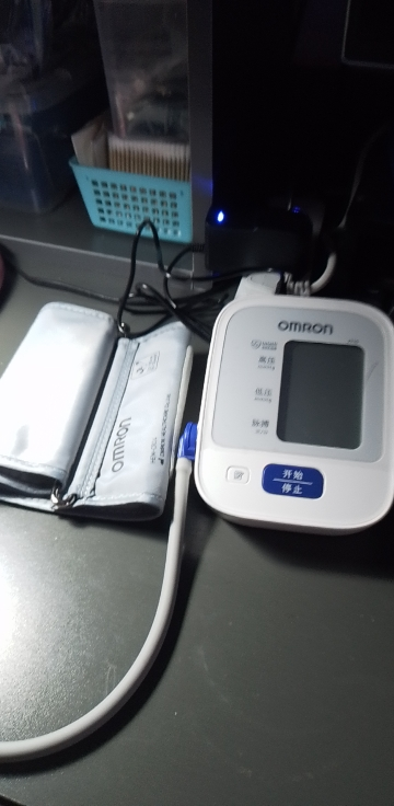 欧姆龙血压测量仪家用臂式电子血压计J710原装进口血压测量计晒单图
