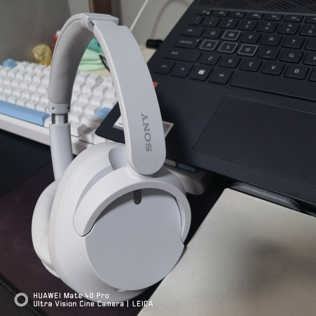 索尼(SONY) WH-CH720N 头戴式降噪耳机无线蓝牙立体声效 白色晒单图
