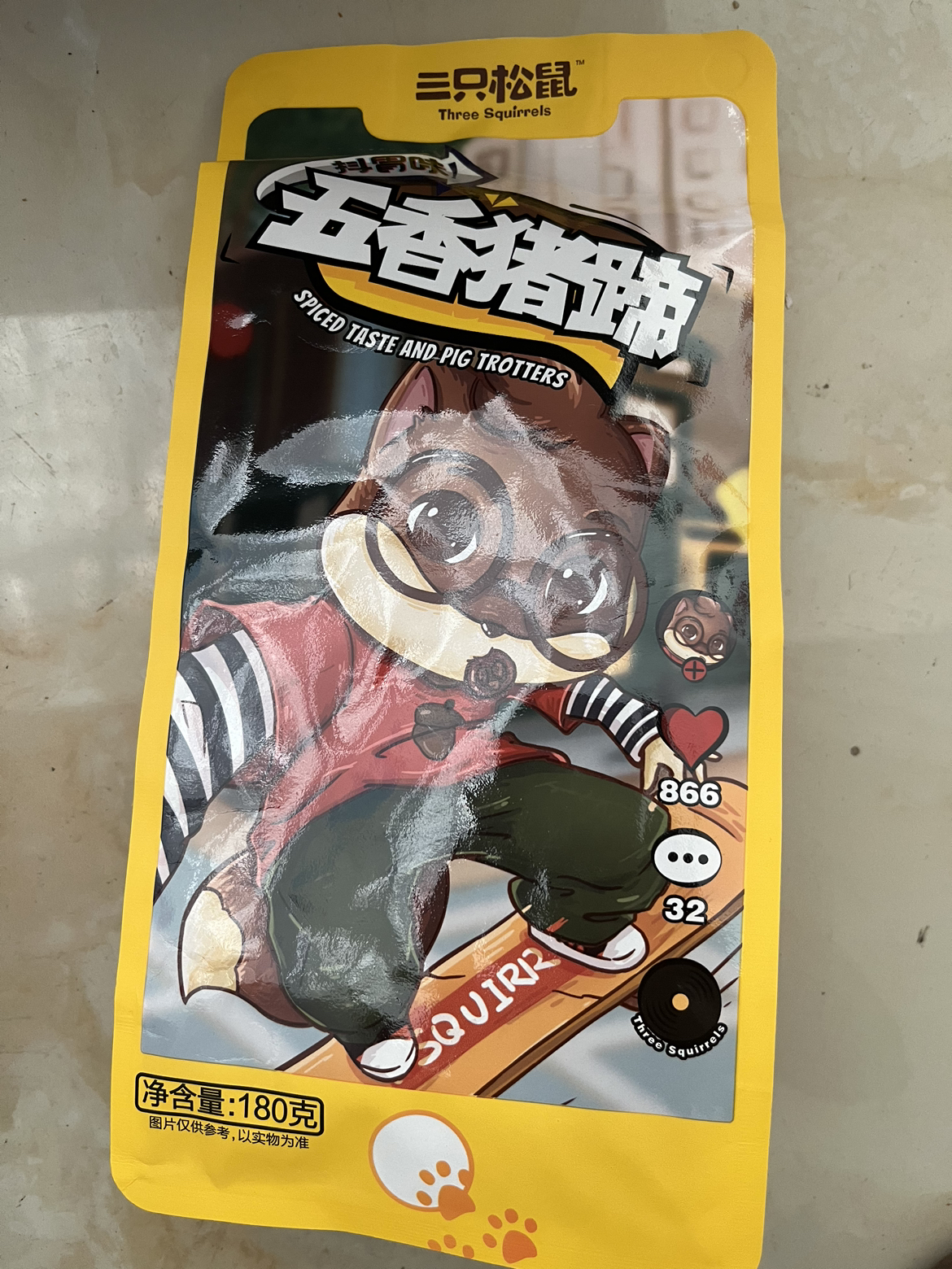 满300减210[三只松鼠_抖胃味_猪蹄180g]休闲零食小吃熟食五香味卤味即食猪手晒单图