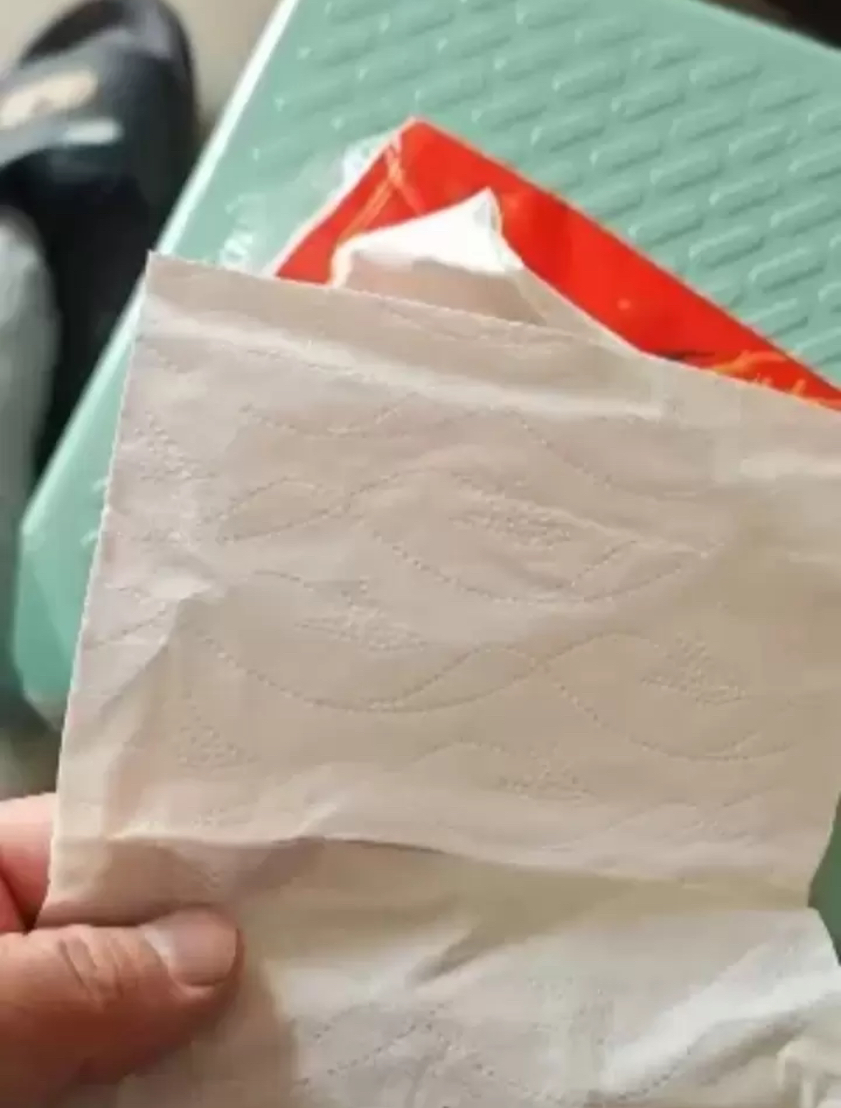山丘QT系列家用实惠装面巾纸白色四层抽取式纸面巾M码3包装晒单图