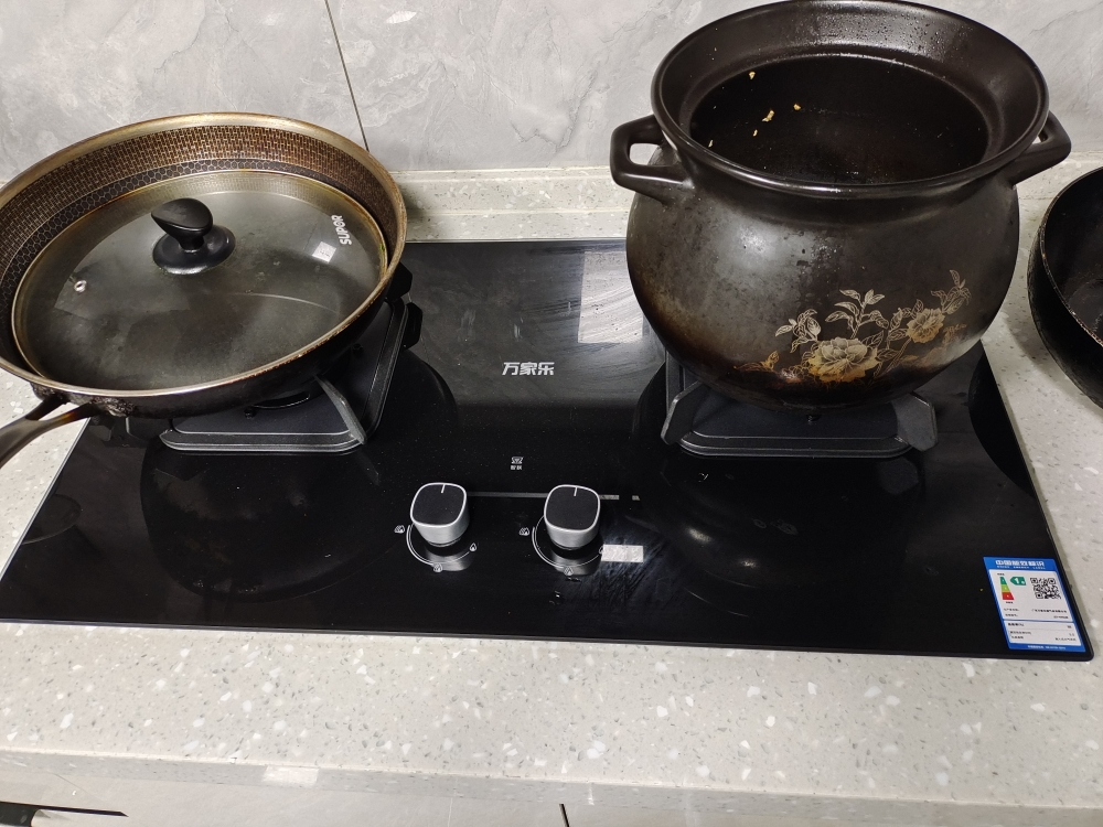 万家乐小鲸喜顶侧三腔AI变频油烟机 25m³/min低噪挥手智控自清洗5.0KW灶家用TAK8+KV063B(T)天然气晒单图