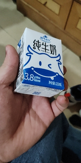 皇氏乳业神气水牛纯奶吸管装125ml*10盒 孕妇儿童营养奶全脂早餐奶整箱纯牛奶晒单图