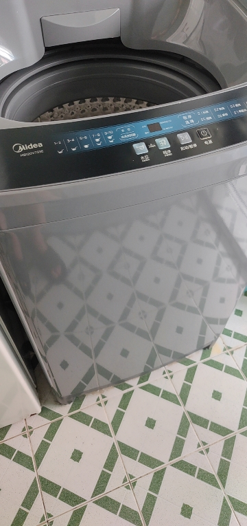 美的(Midea)波轮洗衣机全自动12公斤 立方内桶专利免清洗 十年桶如新 深层劲洗大容量海量洗 MB120V733E晒单图