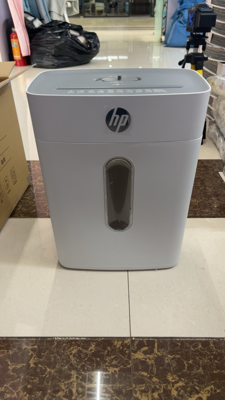 HP惠普 4级保密办公家用碎纸机(单次5张 连续碎5分钟 15L 可碎卡、订书针)W1505CC晒单图