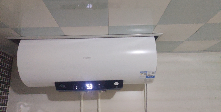 海尔(Haier)电热水器100升3300W变频速热健康抑菌洗安全防电墙安全节能一级能效GRC晒单图