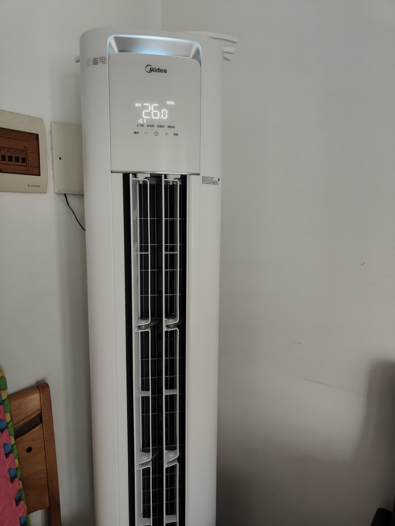 美的(Midea)空调2匹p酷省电新一级智能全直流变频冷暖立式柜机节能省电客厅家用圆柱KFR-51LW/N8KS1-1P晒单图