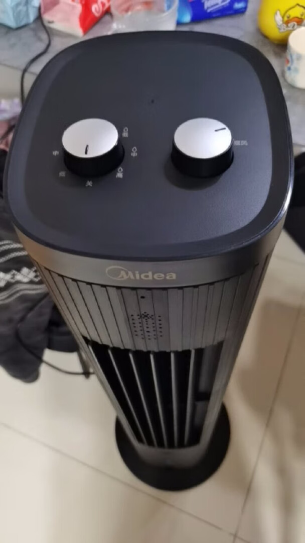 美的(Midea)空调扇制冷冷风机家用冷风扇塔扇强力冷气机小空调银离子净化加水加湿客厅卧室办公节能立式 ACA10TFC晒单图