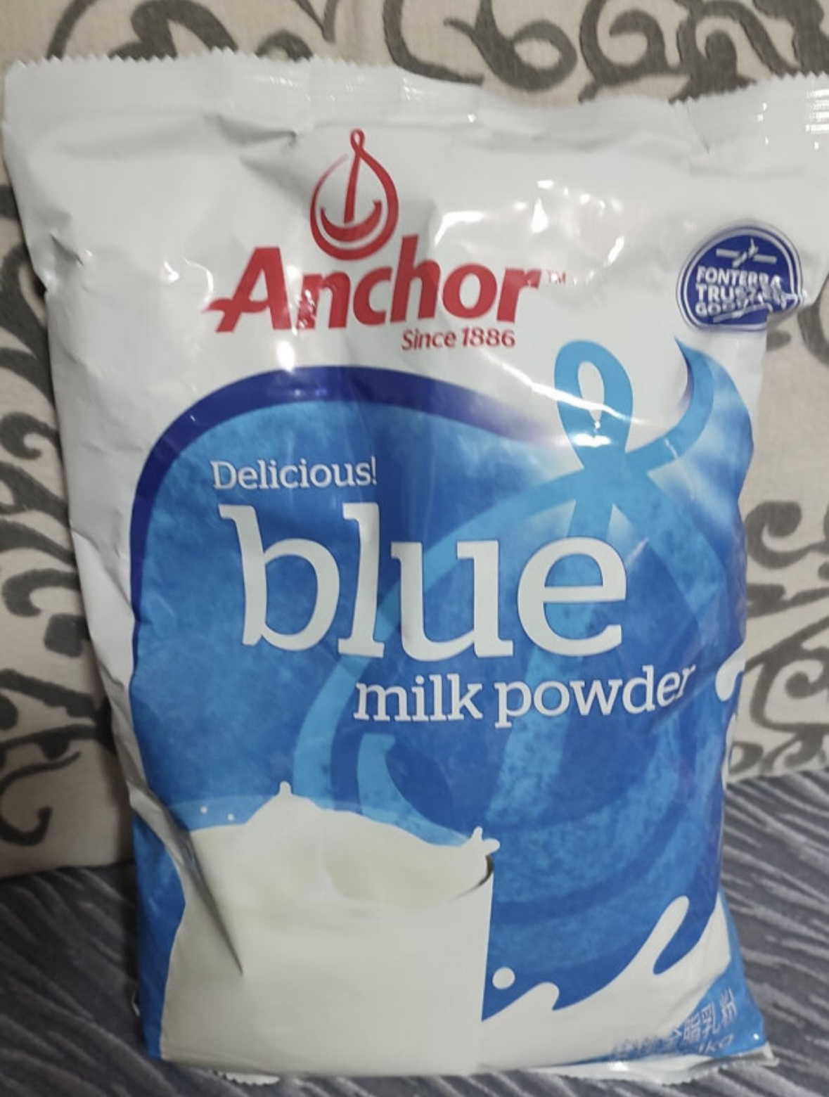 安佳(Anchor)新西兰奶源 全脂奶粉1kg*2袋装晒单图