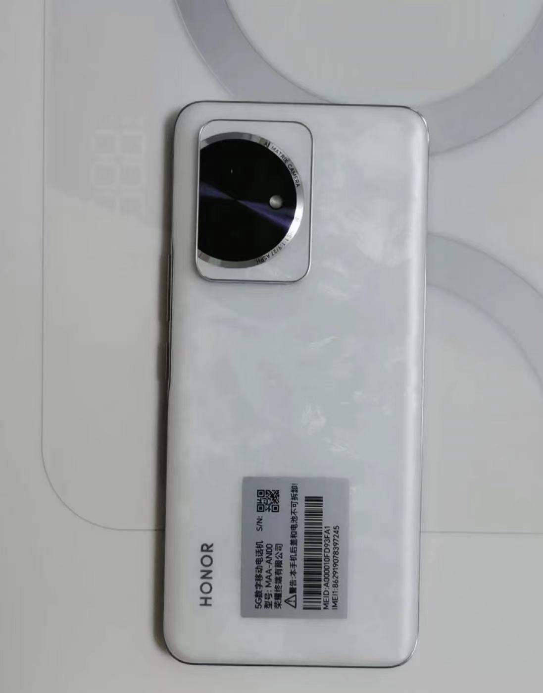 荣耀100 16GB+256GB 月影白 单反级写真相机 绿洲护眼屏 首发第三代骁龙7芯片 100W超级快充 5000mAh高能量密度电池 轻薄四曲设计 5G手机晒单图