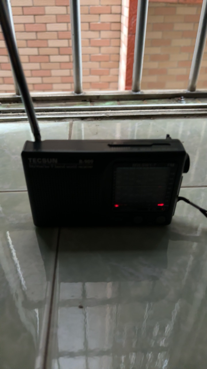 [赠4节干电池]德生收音机R909全波段便携式老人半导体 广播/高考四六级英语听力迷你操作简单 校园广播多功能一体晒单图