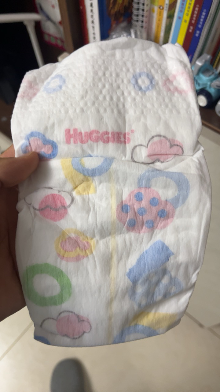 好奇Huggies金装纸尿裤L46片 婴儿尿不湿男女宝宝通用透气晒单图