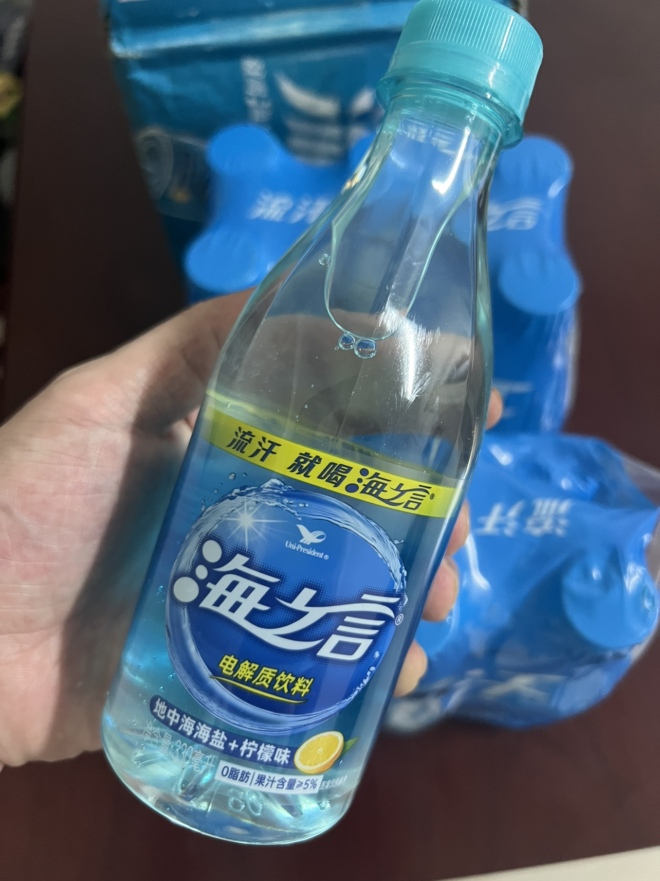 统一海之言柠檬味水饮330ml*12瓶补充电解质运动饮料整箱特价批发晒单图