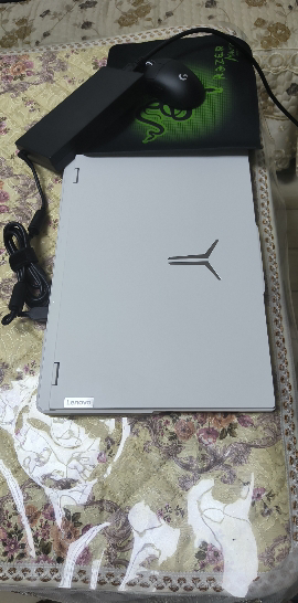 联想(Lenovo)拯救者Y9000P 2024 16英寸电竞游戏本笔记本电脑(14代i9-14900HX 64G 2T RTX4060 2.5k 240Hz)冰魄白 定制版晒单图