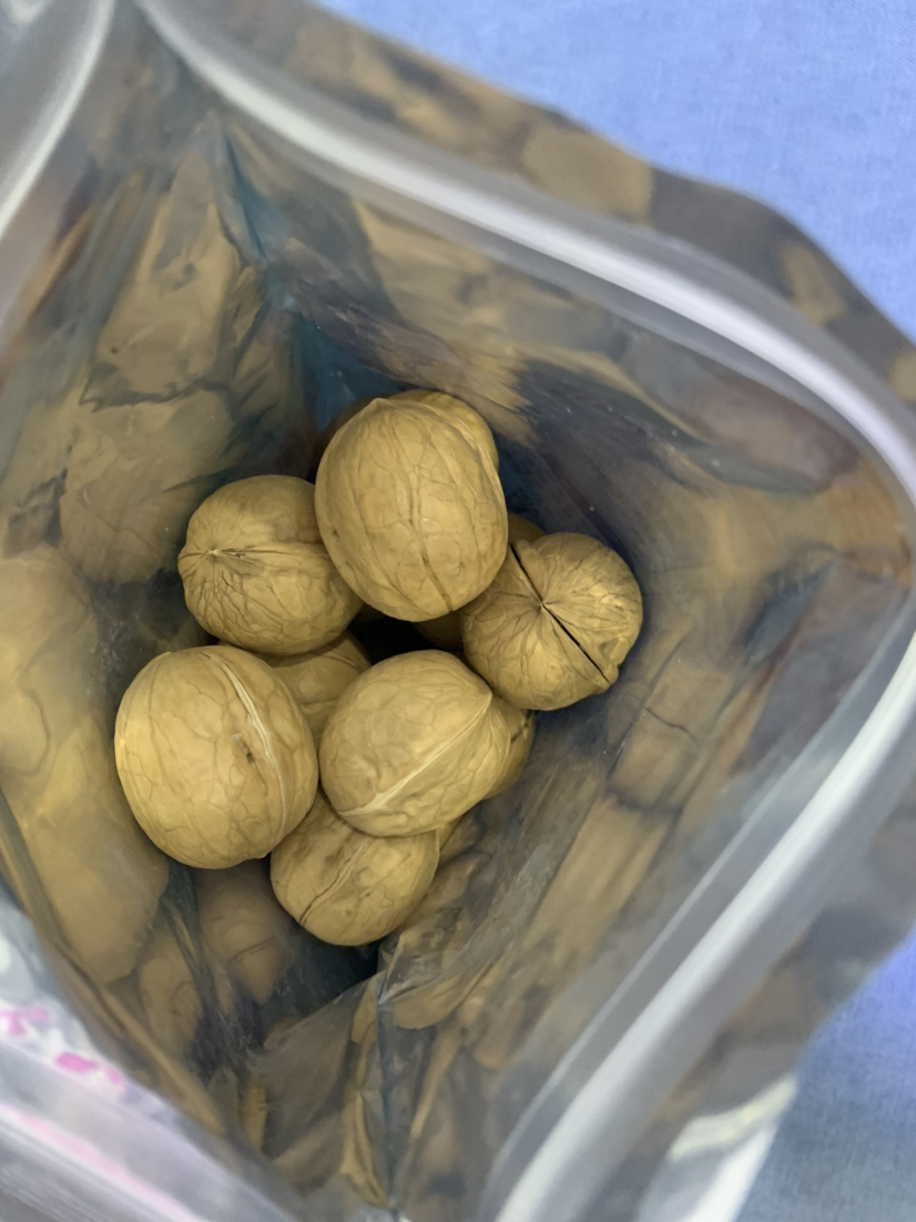 姚生记 原味新疆薄皮核桃228g 阿克苏大核桃 生干坚果零食晒单图