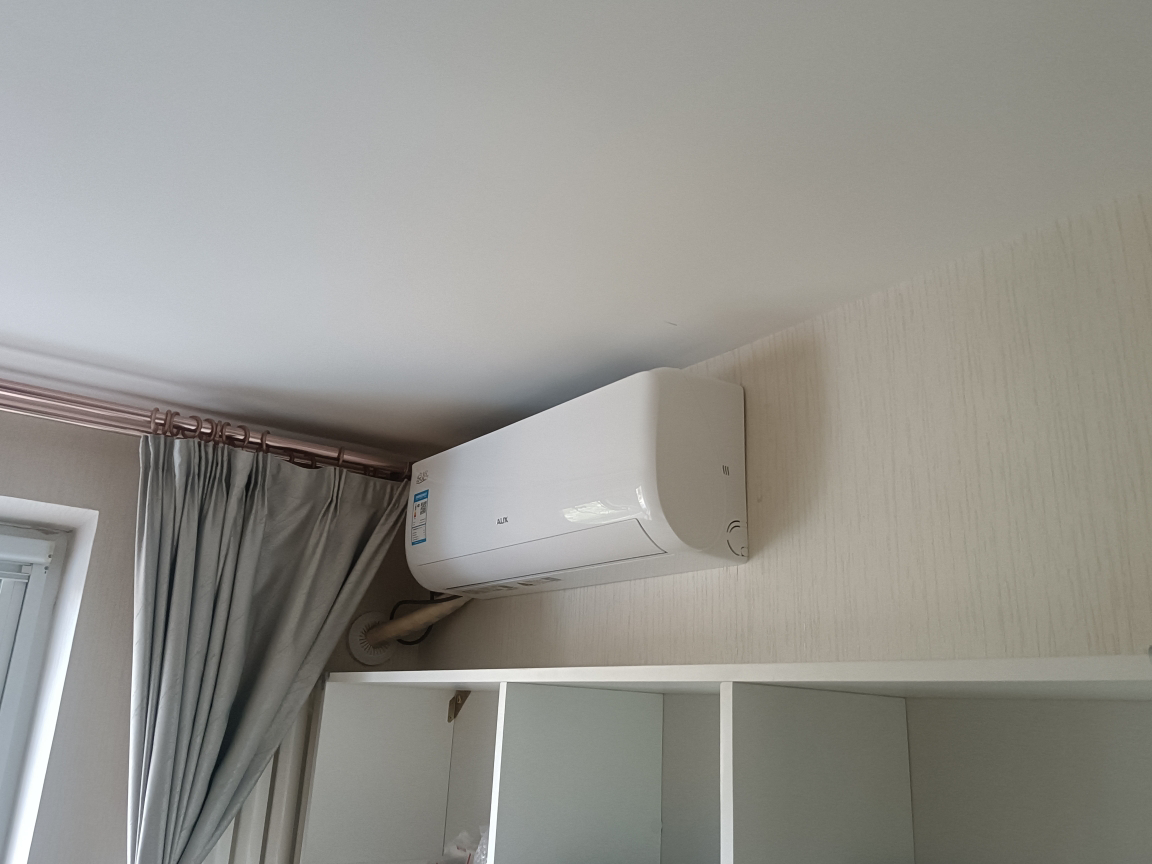 [国家补贴]奥克斯新一级能效 变频冷暖 家用空调挂机1.5匹 自清洁壁挂式KFR-35GW/BpR3AQE1(B1)晒单图