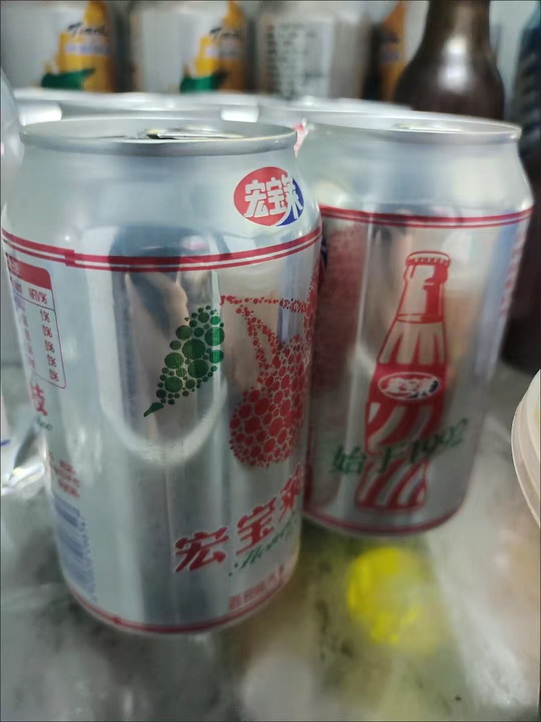 宏宝莱荔枝味无糖汽水易拉罐装330ml*12罐0蔗糖0脂肪碳酸饮料气泡水整箱晒单图