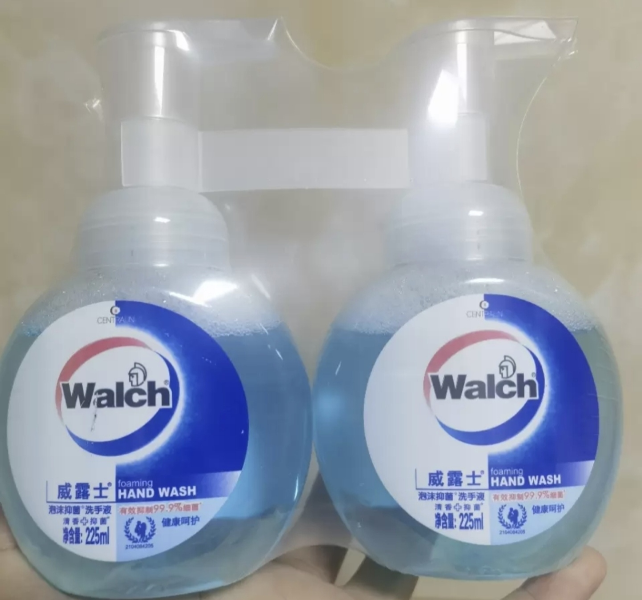 威露士(Walch)泡沫洗手液 健康呵护225ml×2瓶 抑菌消毒99.9% 家庭用自然清新晒单图