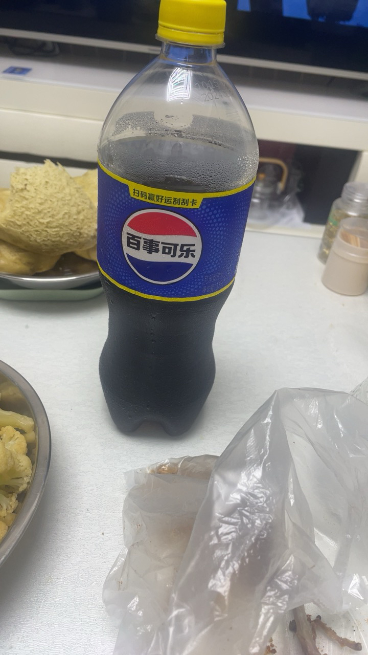 百事可乐 Pepsi 汽水 碳酸饮料 1L*2瓶 (新老包装随机发货) 百事出品晒单图