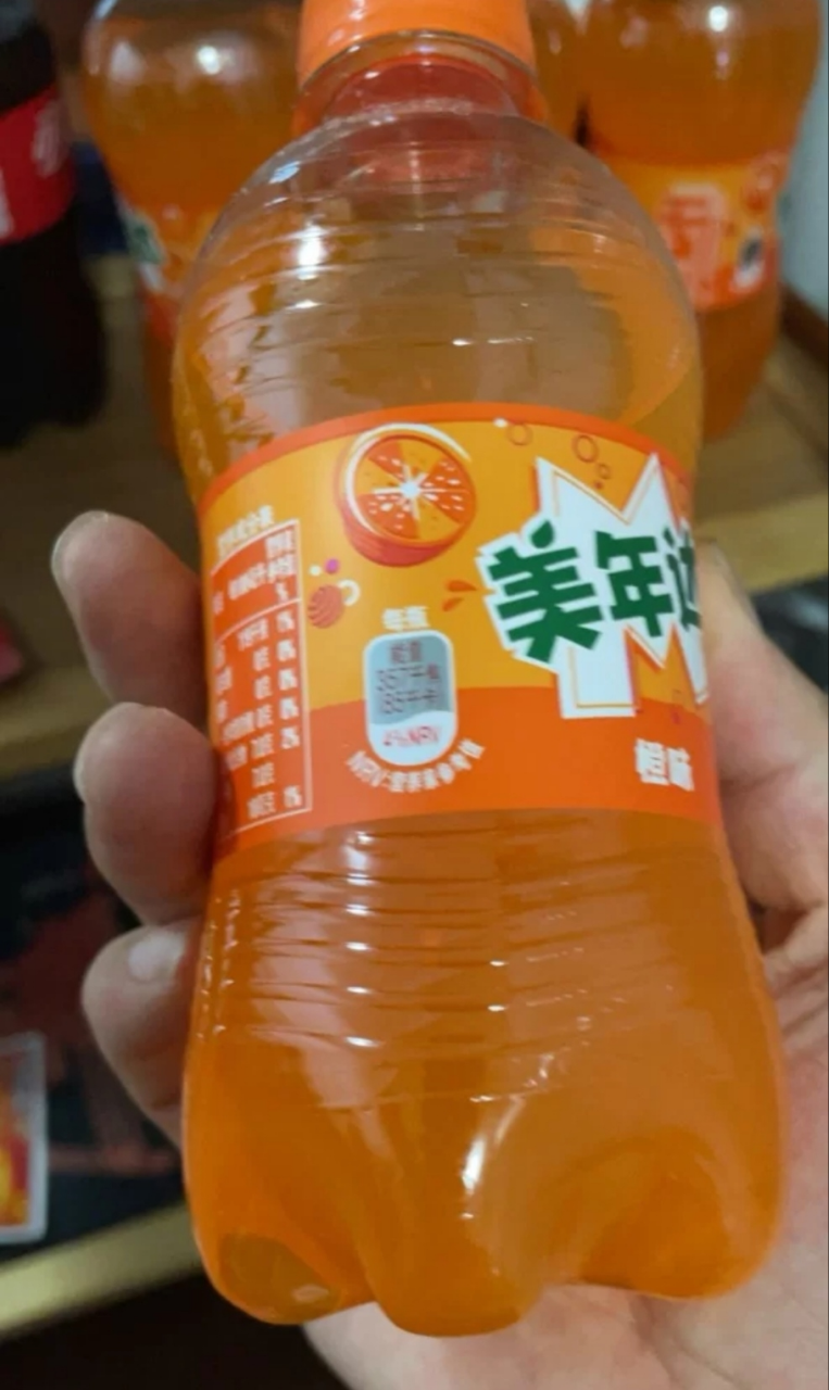 百事可乐 美年达 Mirinda 橙味汽水 碳酸饮料 300ml*6瓶 (新老包装随机发货)晒单图