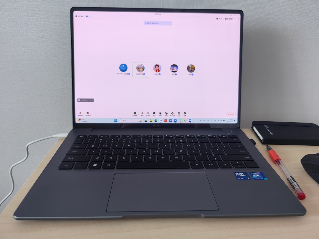 华为/HUAWEI MateBook 14 酷睿Ultra笔记本电脑 2.8K OLED触控手写屏 轻薄灵动机身 Ultra 5 16GB 1TB 深空灰 学生办公官方旗舰店晒单图